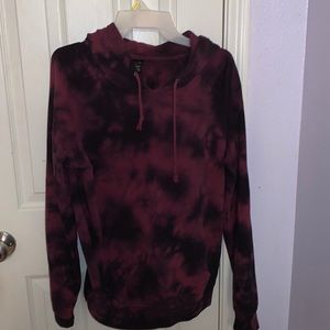 Burgundy tie-dye hoodie.❤️